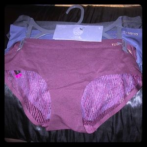 Brand new 3 pair Vince Camuto panties Size S